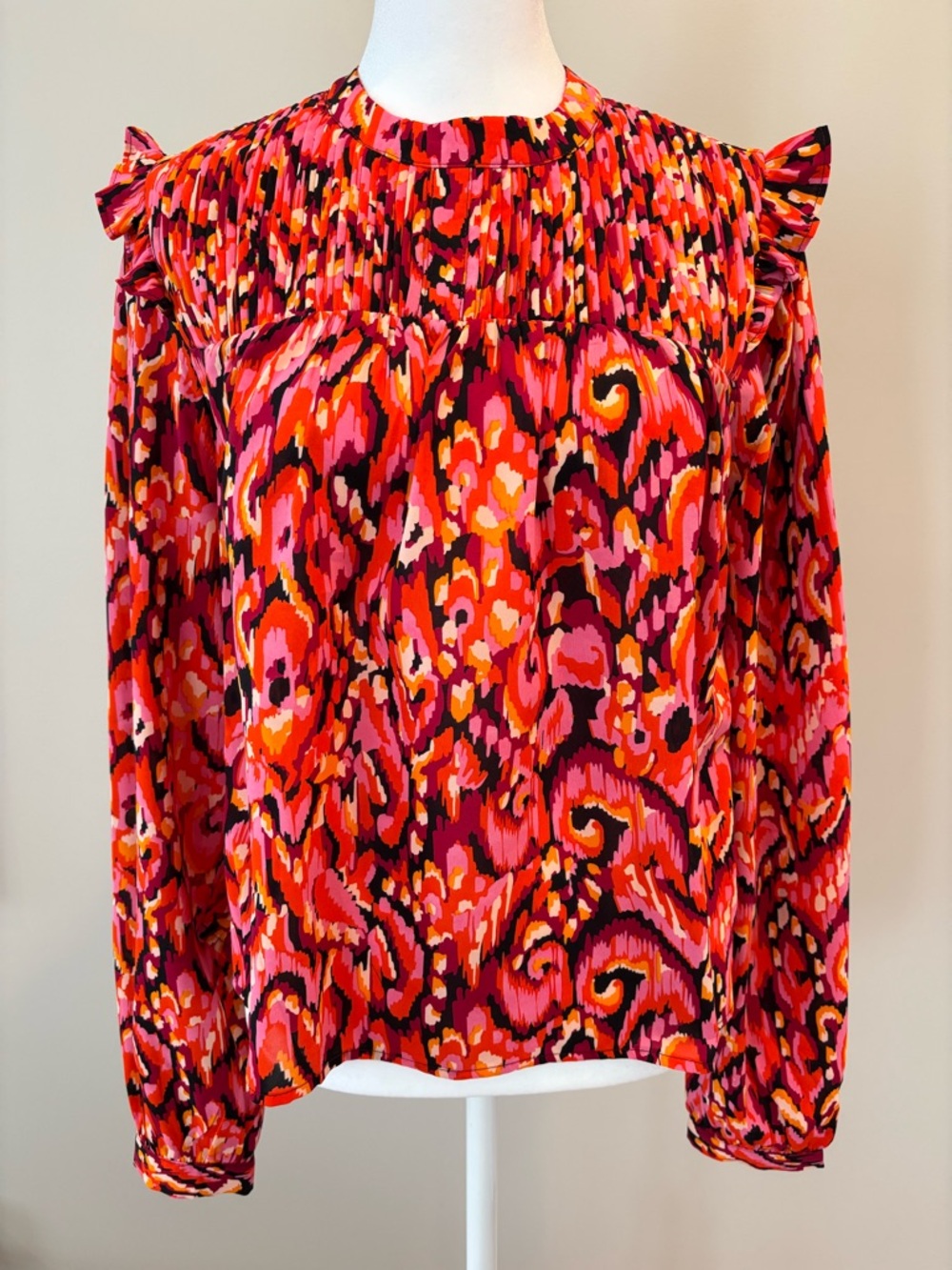 Pinch Long Sleeve Top Womens Small NWOT Pink/Orange/Black/Gold/Burgundy